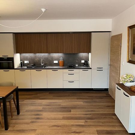 Apartman Hruska Černý Dŭl Ngoại thất bức ảnh
