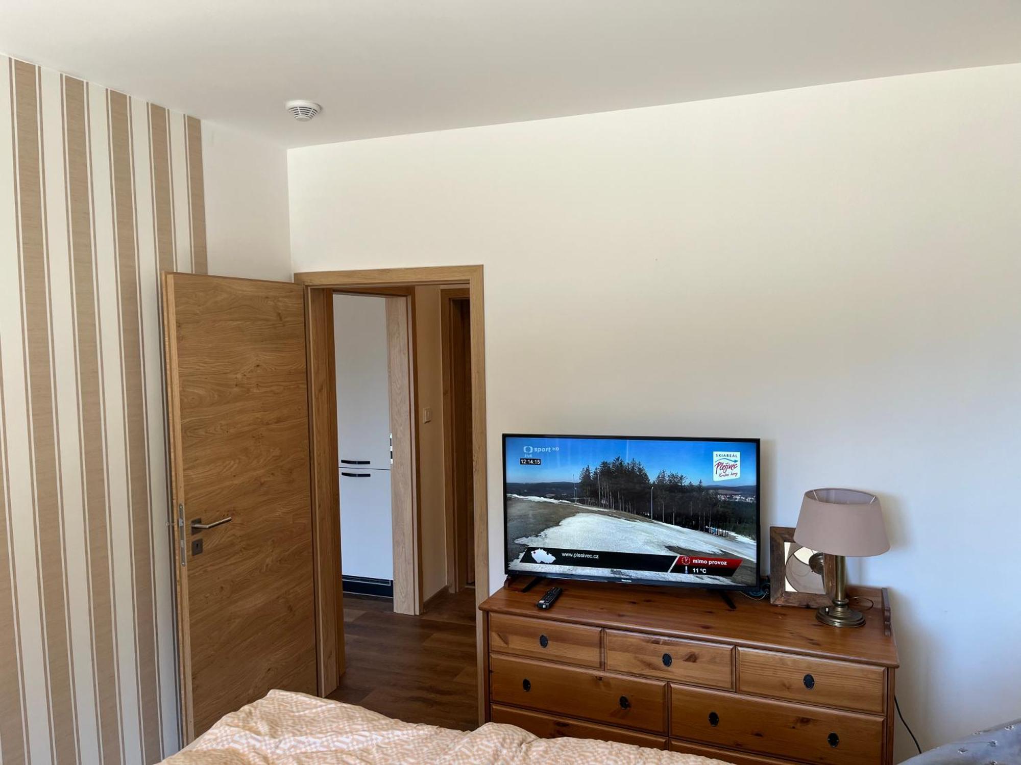 Apartman Hruska Černý Dŭl Ngoại thất bức ảnh